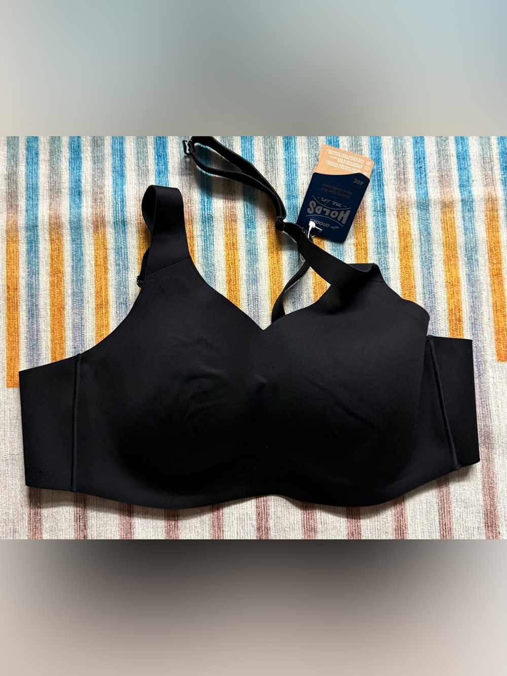 Brooks black sports bra 40 C NWT